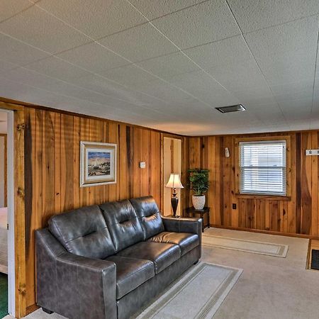 Home With Lake-View Deck By Camp Perry And Magee Marsh Port Clinton Εξωτερικό φωτογραφία